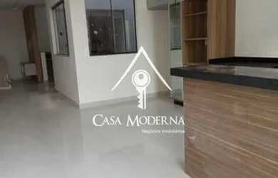 Imagem: A casa possui 2 Dormitórios, 2 Banheiros, 2 Vagas na garagem