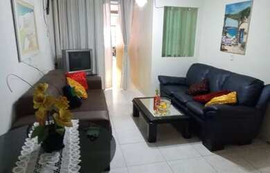 Imagem: A casa possui 3 Dormitórios, 3 Banheiros, 200m² de Área e