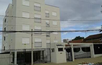 Imagem: O apartamento possui 1 Dormitório, 1 Banheiro, 1 Vaga na garagem