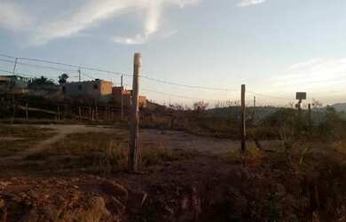 Imagem 2: Lote 9 frente 20 fundos. 190m² de Área