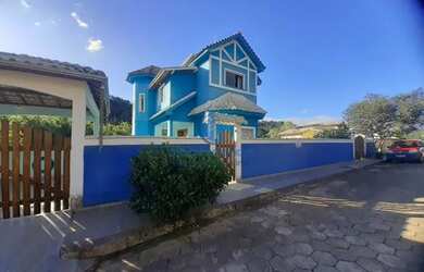 Imagem: A casa em condomínio possui 3 Dormitórios, 3 Banheiros, 101m²