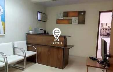 Imagem: O depósito possui 2 Vagas na garagem, 42m² de Área e está