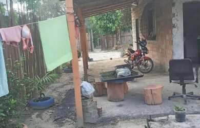 Imagem 2: Vende se está casa ctt. Piscina, Varanda, 12m² de Áreae1 Banheiro