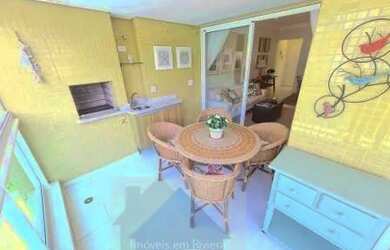 Imagem: O apartamento possui 3 Dormitórios, 2 Banheiros, 2 Vagas na