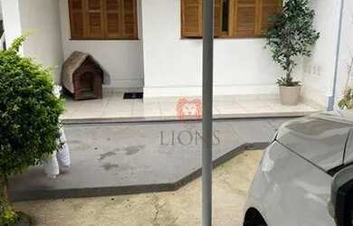 Imagem: O apartamento possui 2 Dormitórios, 1 Banheiro, 2 Vagas na