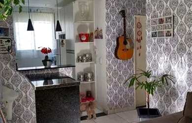 Imagem: O apartamento possui 2 Dormitórios, 1 Banheiro, 1 Vaga na garagem