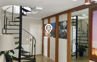 Imagem: O apartamento possui 1 Dormitório, 1 Banheiro, 1 Vaga na garagem