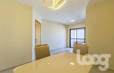 Imagem: O apartamento possui 3 Dormitórios, 1 Banheiro, 2 Vagas na