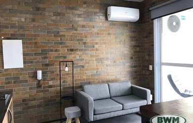 Imagem: O apartamento possui 1 Dormitório, 1 Banheiro, 31m² de Área