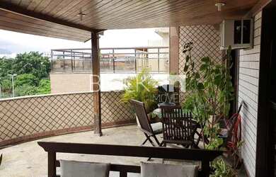 Imagem: O apartamento na cobertura possui 3 Dormitórios, 5 Banheiros