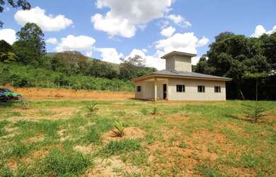 Imagem: A fazenda possui 140m² de Área e está localizado em Brumadinho