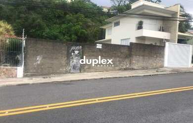 Imagem: O terreno possui 622m² de Área e está localizado em Coqueiros