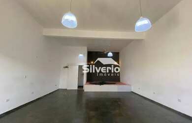 Imagem: O depósito para alugar possui e está localizado em Cidade