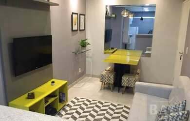 Imagem: O apartamento possui 2 Dormitórios, 1 Banheiro, 1 Vaga na garagem