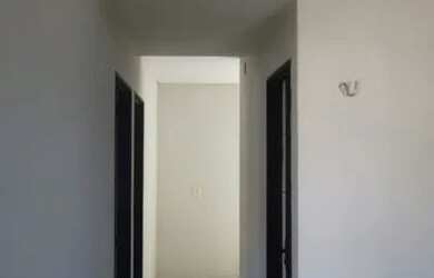 Imagem: A casa possui 2 Dormitórios, 1 Banheiro, 80m² de Área, Direto