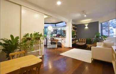 Imagem: O apartamento possui 3 Dormitórios, 2 Banheiros, 2 Vagas na