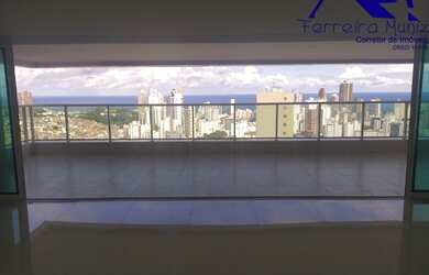 Imagem 11: Quatro Suites na Graça. Piscina, Varanda, 261m² de Áreae4 Vagas na...