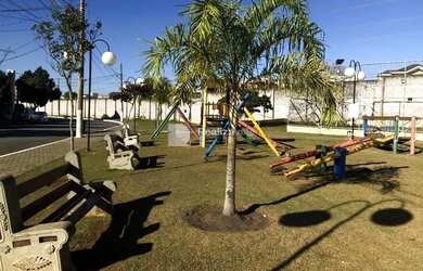 Imagem 2: Venda Sobrado com 222,00 m², 3 dormitório s , 2 vaga s . Urbanova VII,...