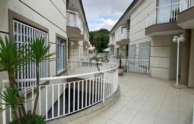 Imagem: A casa em condomínio possui 3 Dormitórios, 4 Banheiros, 2