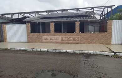 Imagem: A casa possui 3 Dormitórios, 1 Banheiro, 100m² de Área e