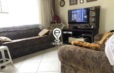 Imagem: A casa possui 3 Dormitórios, 5 Banheiros, 2 Vagas na garagem