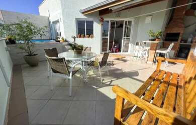 Imagem: O apartamento na cobertura possui 3 Dormitórios, 3 Banheiros