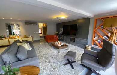 Imagem: O apartamento na cobertura possui 3 Dormitórios, 5 Banheiros