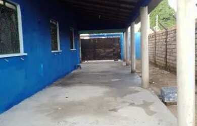 Imagem 4: Aluga-se casa. Varanda, 3 Vagas na garageme2 Dormitórios