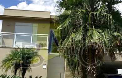 Imagem: A casa em condomínio possui 4 Dormitórios, 5 Banheiros, 4