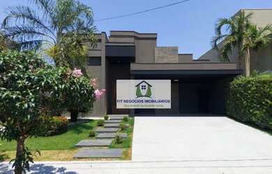 Imagem: A casa em condomínio possui 3 Dormitórios, 4 Banheiros, 4