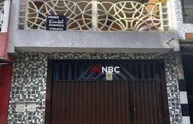 Imagem: A casa possui 2 Dormitórios, 1 Banheiro, 2 Vagas na garagem