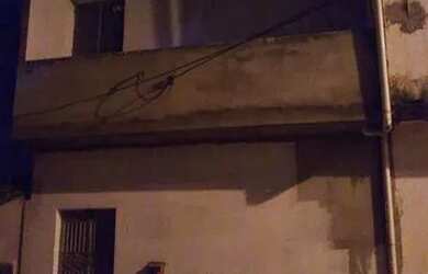 Imagem: A casa possui 1 Dormitório e 1 Banheiro e está localizado