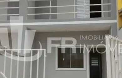 Imagem: A casa possui 2 Dormitórios, 2 Banheiros, 1 Vaga na garagem