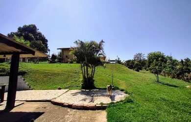 Imagem: A fazenda possui 300m² de Área e está localizado em Área