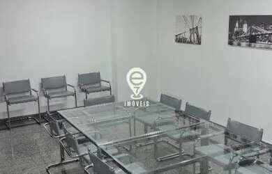 Imagem: O depósito possui 1 Vaga na garagem, 30m² de Área e está