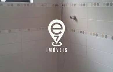 Imagem: A casa possui 5 Dormitórios, 5 Banheiros, 5 Vagas na garagem