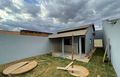 Imagem 12: LINDA CASA DE 2/4 COM SUITE AO LADO DO JARDIM ALTO PARAÍSO