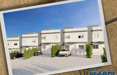 Imagem: A casa em condomínio possui 2 Dormitórios, 3 Banheiros, 2