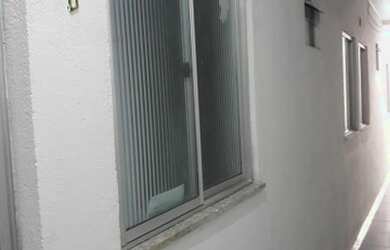 Imagem: A kitnet possui 1 Dormitório e 1 Banheiro e está localizado