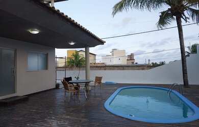 Imagem 8: Casa individual com 4/4 e piscina na Praia do Flamengo/ Marisol