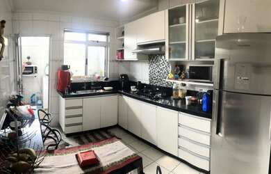 Imagem: O apartamento possui 3 Dormitórios, 2 Banheiros, 2 Vagas na