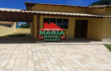 Imagem: A casa possui 3 Dormitórios, 2 Banheiros, 5 Vagas na garagem