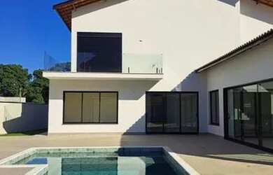 Imagem: A casa em condomínio possui 3 Dormitórios, 5 Banheiros, 4