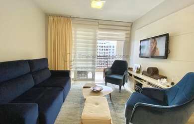 Imagem: O apartamento possui 4 Dormitórios, 3 Banheiros, 2 Vagas na