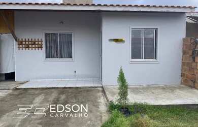 Imagem: A casa em condomínio possui 2 Dormitórios, 1 Banheiro, 2 Vagas