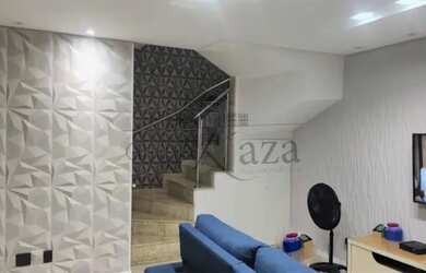 Imagem: A casa em condomínio possui 3 Dormitórios, 2 Banheiros, 2