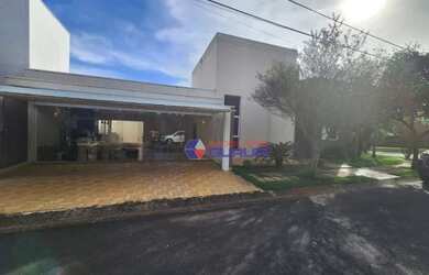 Imagem: A casa em condomínio possui 3 Dormitórios, 2 Banheiros, 4