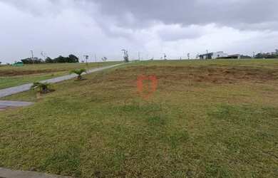 Imagem: O terreno possui 832m² de Área e está localizado em Santa