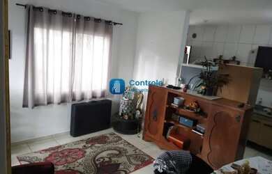 Imagem: O apartamento possui 2 Dormitórios, 1 Banheiro, 1 Vaga na garagem