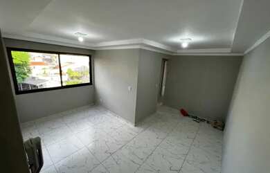 Imagem: O apartamento possui 3 Dormitórios, 1 Banheiro, 1 Vaga na garagem